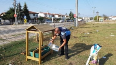 Sokak Hayvanlarını Besleme Çalışmalarımız Aralıksız Sürüyor.