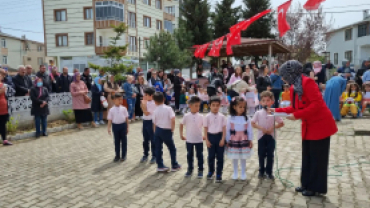 23 Nisan Ulusal Egemenlik ve Çocuk Bayramı Kutlu Olsun.