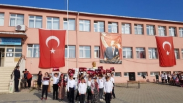 29 Ekim Cumhuriyet Bayramımızı Beldemizde Kutladık