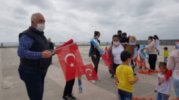 Belediye Başkanımız Sayın Tahir IŞIK çocuklarla buluştu.